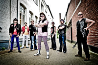 Tiny Turner Bandshooting