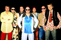 Tiny Turner Bandshooting